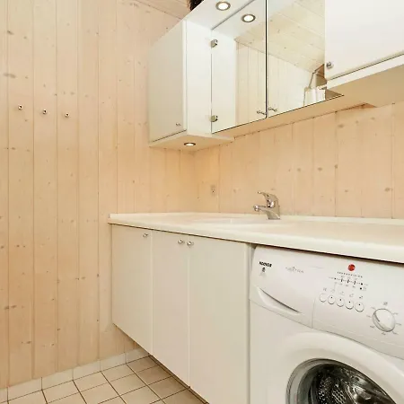Two-bedroom Holiday In Tranekær 2 * Fæbæk